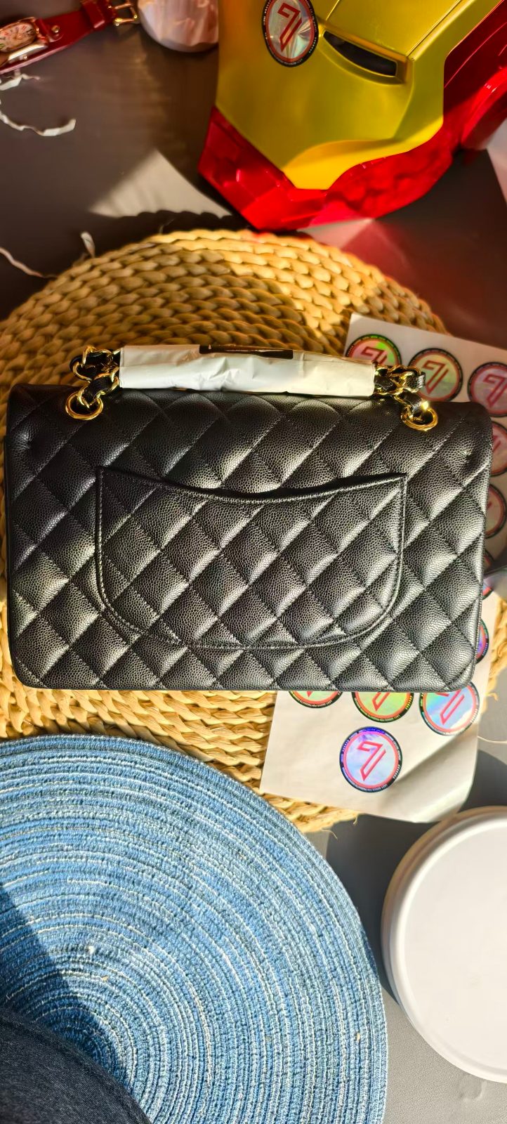 Chanel Classic 11.12 Medium Flap Bag - CAVIAR gallery image 12