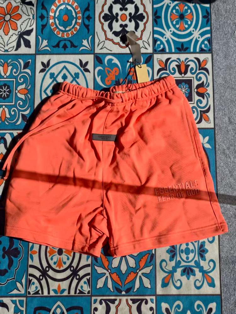 ESSENTIAL ORANGE SHORTS