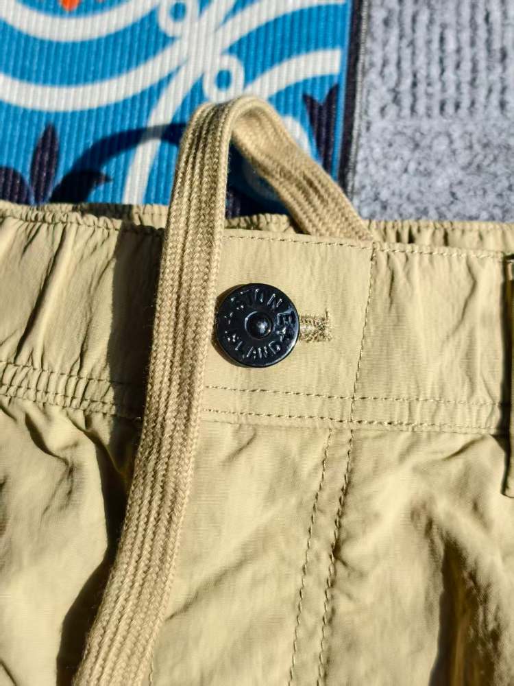 STONE ISLAND SHORT gallery image 4