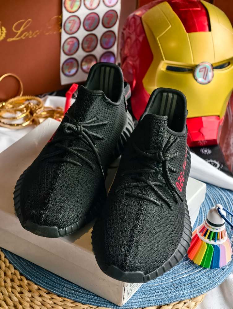 YEEZY 350 ADIDAS gallery image 4