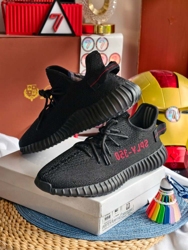 YEEZY 350 ADIDAS gallery image 3