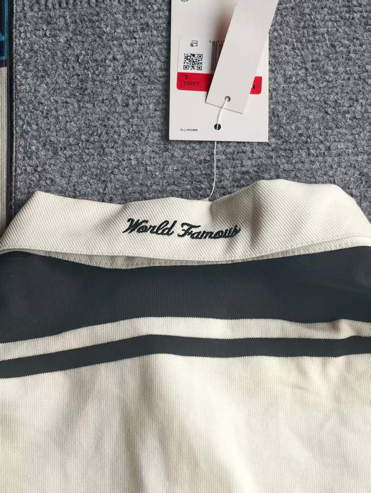 SUPREME NIKE gallery image 6